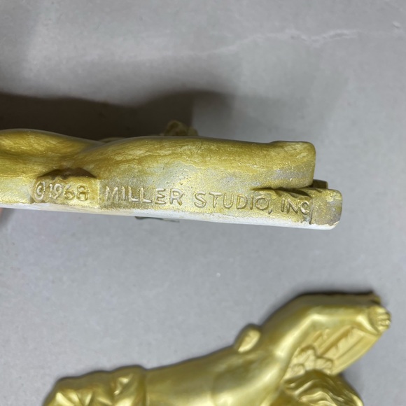 Cherubs MCM 1968 vintage Miller Studio inc chalk-ware wings Fluoresce black lt - Picture 5 of 11